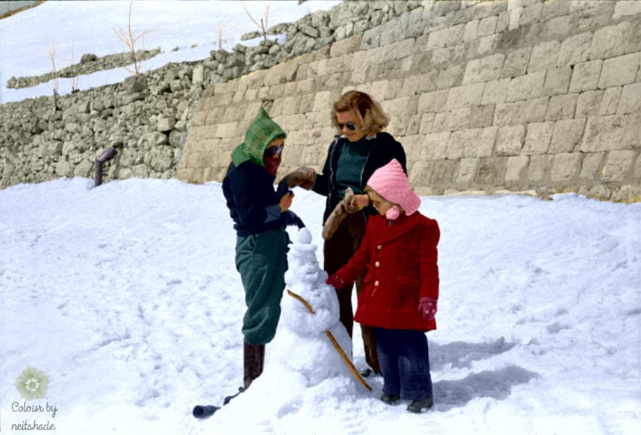 American children building a snowman in Lebanon, 1946